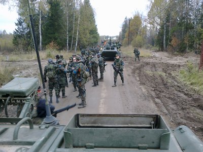 общий вид с движущегося БТР